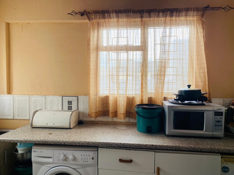 3 Bedroom Property for Sale in Harare Western Cape